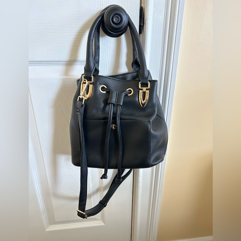 bucket bag